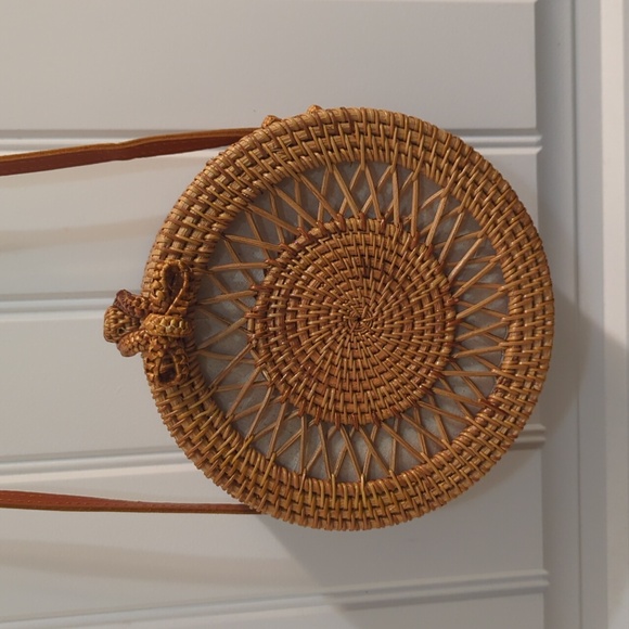 Round Rattan Bag - Picture 2 of 6
